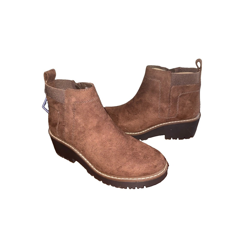 Sonoma Hadley Women's 7.5 Brown Chelsea Ankle Boots Lug Sole Booties NIB